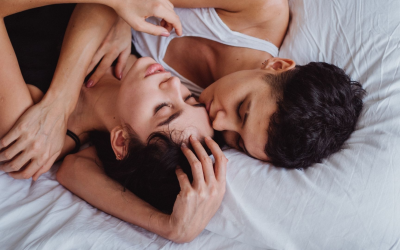 Pratiques sexuelles 2024: curiosité, chiffres et santé redéfinissent nos intimités
